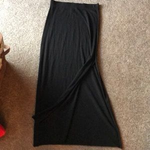 Black maxi skirt with side slit